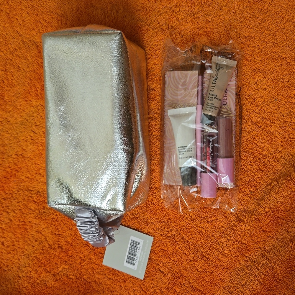 Small make up bag